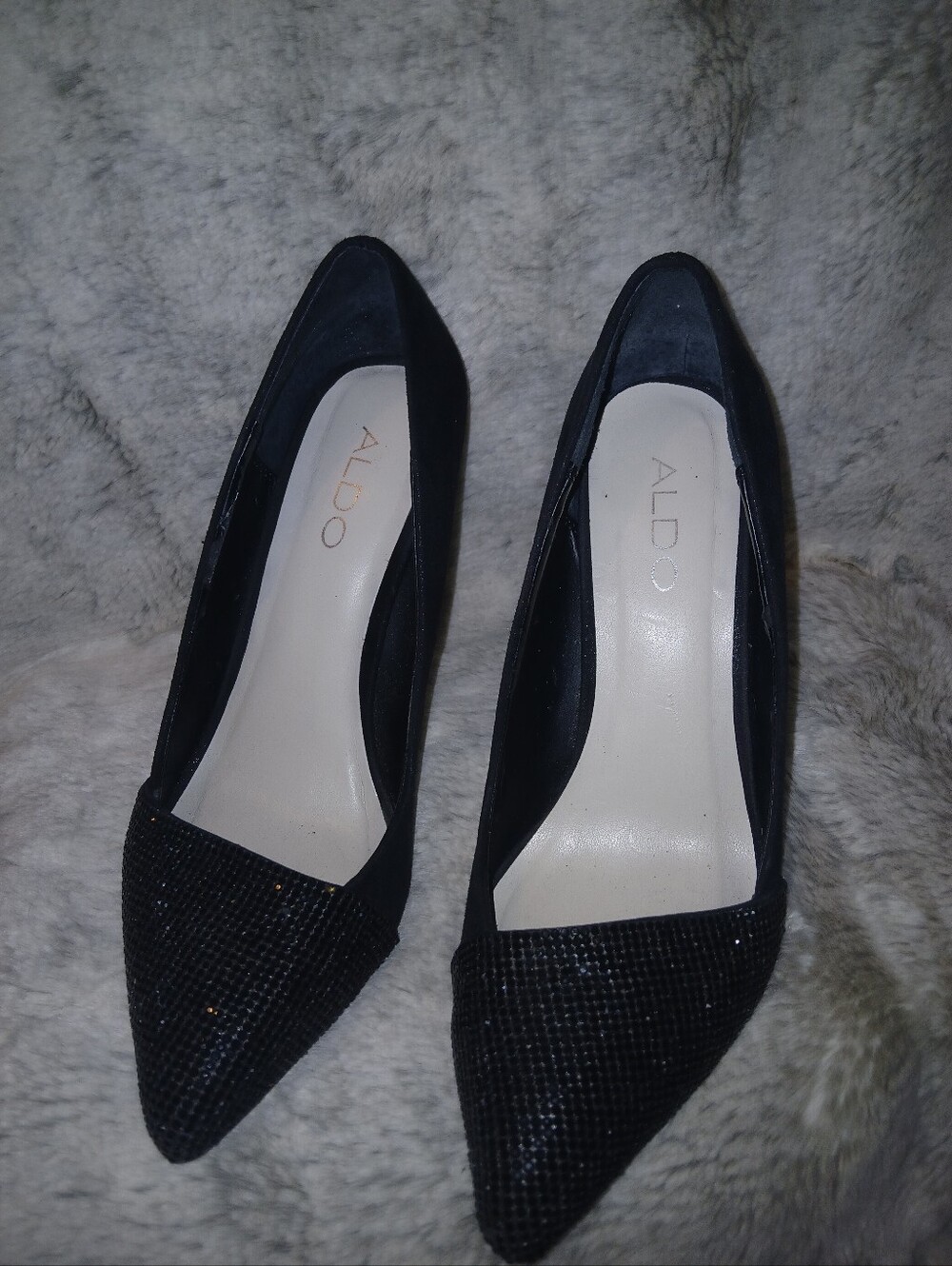 ALDO Black Pointed Toe Heels with Subtle Sparkle
